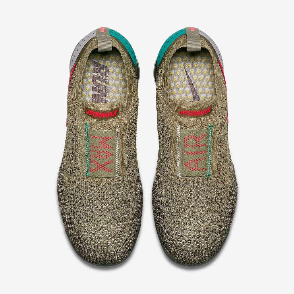 Nike Air VaporMax Flyknit MOC 2 Trainers AH7006-200 - product image from the listing.