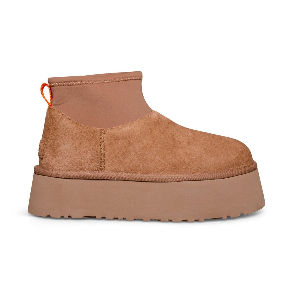 Women's UGG Classic Mini Dipper Platform Chestnut Boots - product image from the listing.