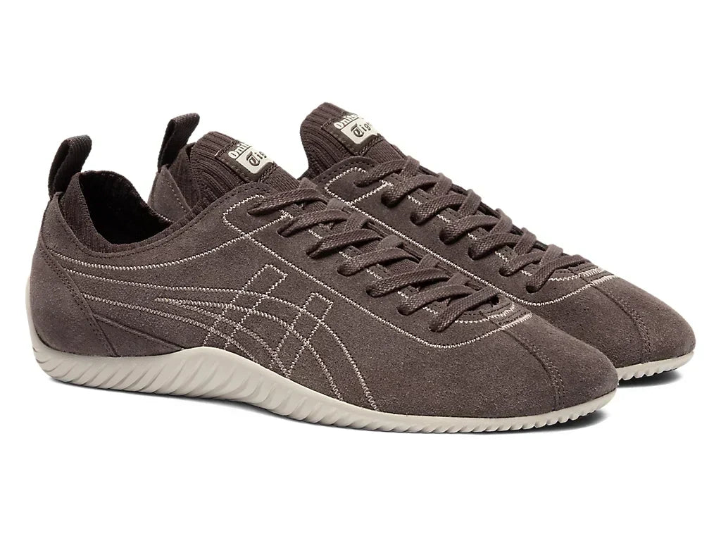 Onitsuka Tiger SCLAW in LICORICE BROWN DUSTY STEPPE (1183C489 201) - product image from the listing.