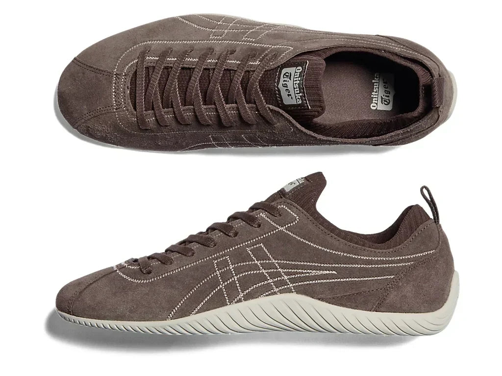 Onitsuka Tiger SCLAW in LICORICE BROWN DUSTY STEPPE (1183C489 201) - product image from the listing.