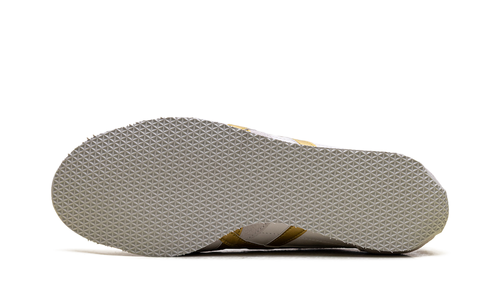 Onitsuka Tiger Runspark in Gold 197654 - product image from the listing.