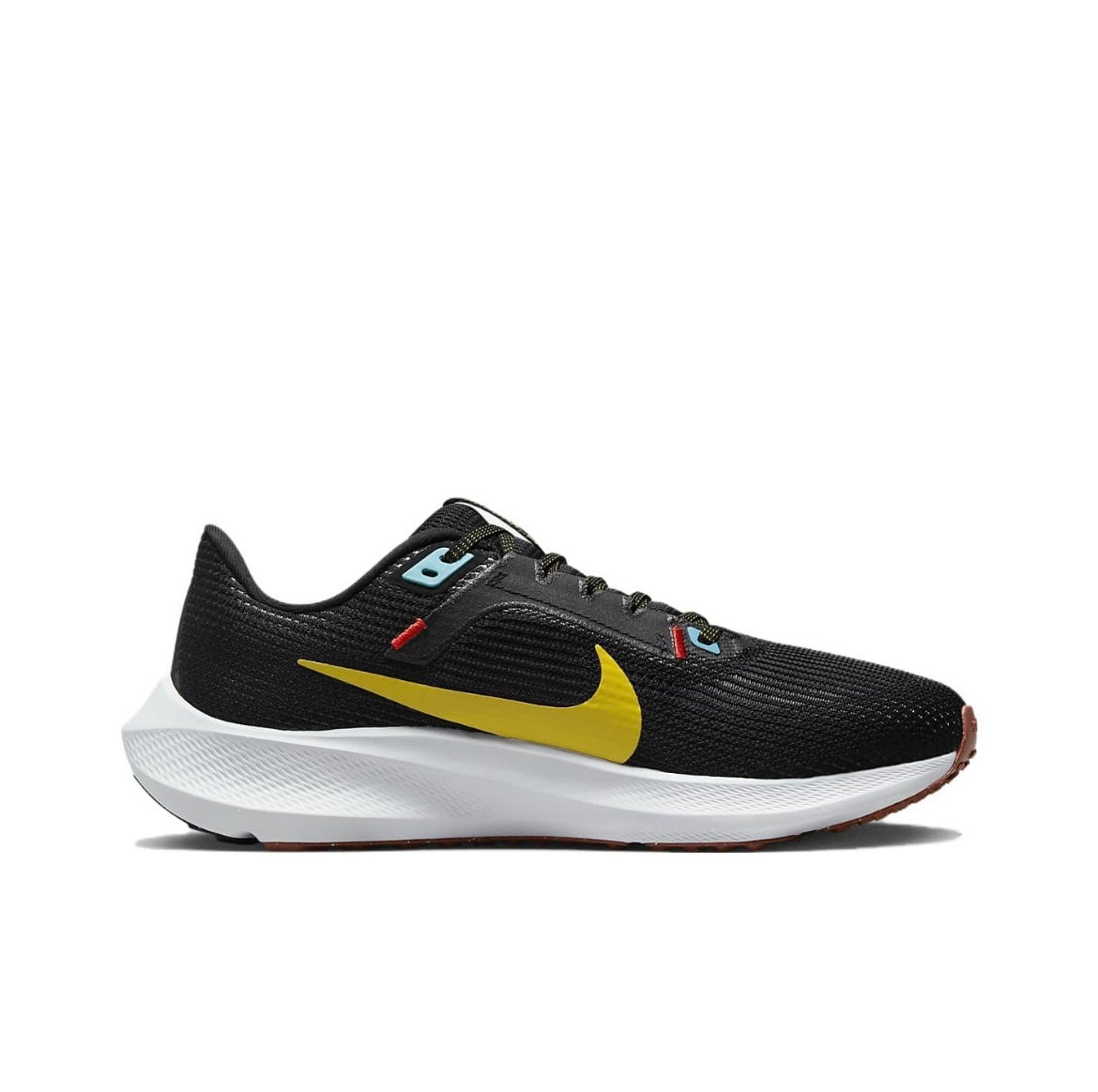 Nike Air Zoom Pegasus 40 Running Shoes in Black White DV3854-002 - product image from the listing.
