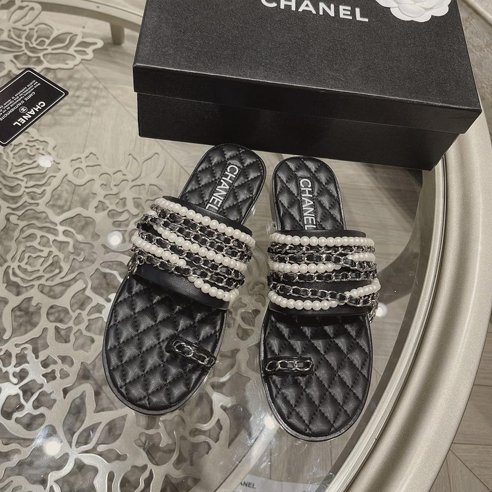 Sandals by Chanel - product photo shown in the listing for this item.