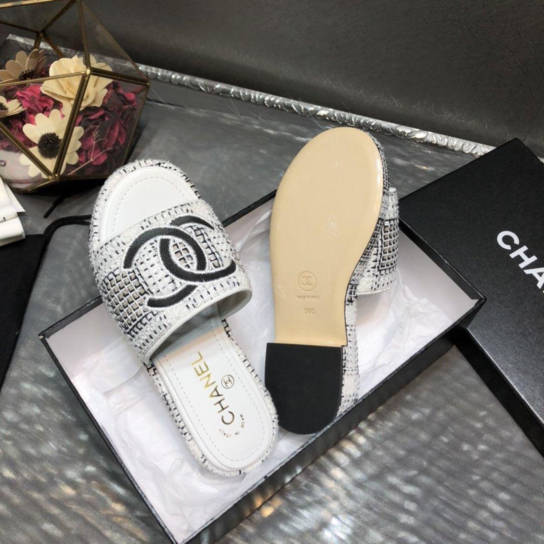white Tweed sandals by Chanel - product image from the listing.