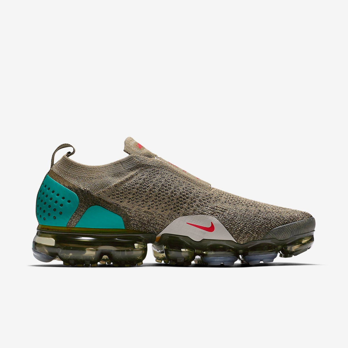 Nike Air VaporMax Flyknit MOC 2 Trainers AH7006-200 - product image from the listing.