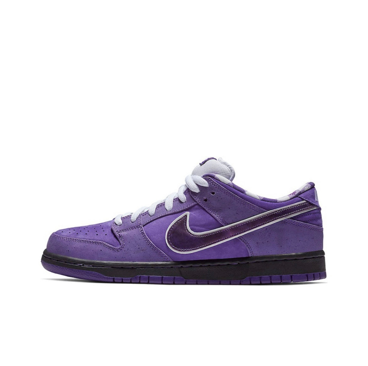 Nike SB Dunk Low Purple Lobster Trainers BV1310-555 - product image from the listing.