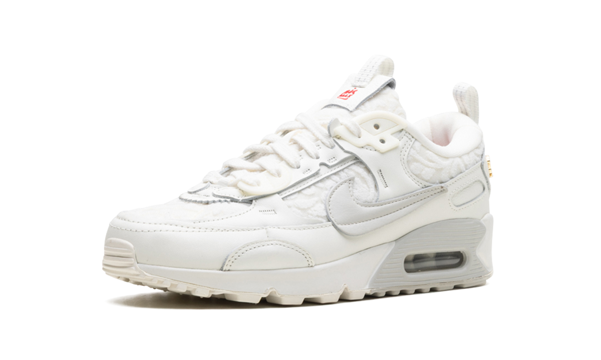 Women's Air Max 90 Futura "Give Her Flowers" FZ3777 133 - product image from the listing.