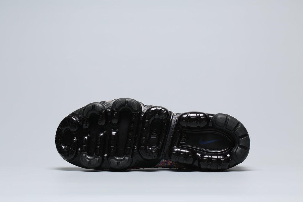 Nike Air VaporMax Flyknit 2 Sneakers in Black Multicolor 942842-015 - product image from the listing.