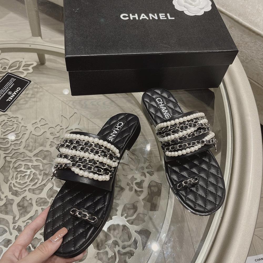 Sandals by Chanel - product photo shown in the listing for this item.