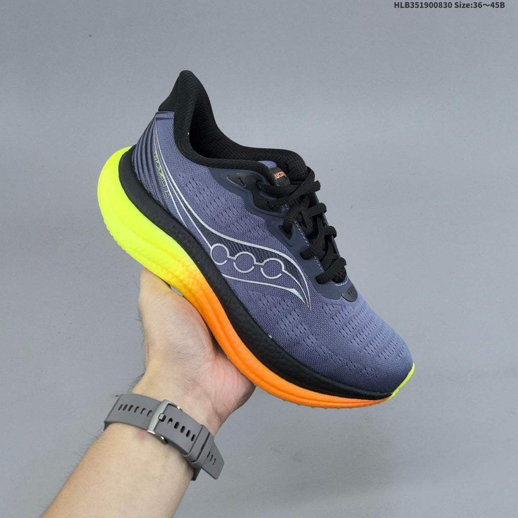 Saucony Triumph 23 Road Shoes for Running S21023-99 - product image from the listing.