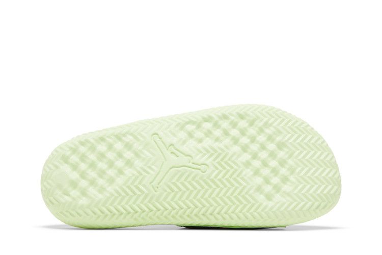 Luka Doncic - Jordan Play Slide - product image from the listing.
