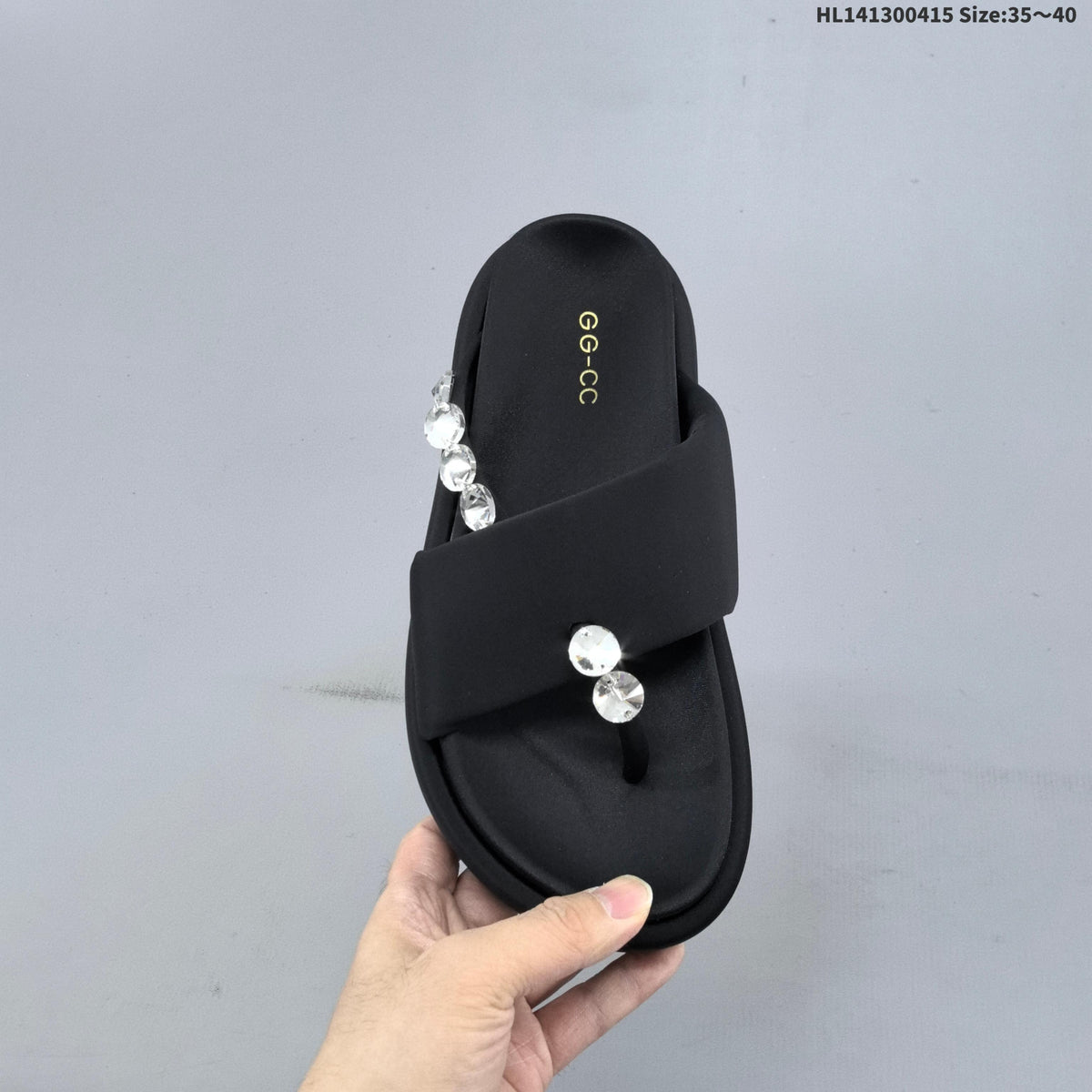 GG-CC Black Platform Thong Sandals with Embellishment - product image from the listing.