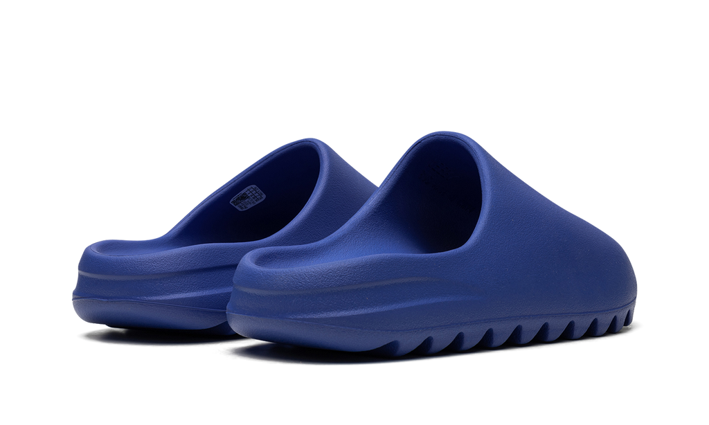"Azure" Yeezy Slide ID4133 - product image from the listing.