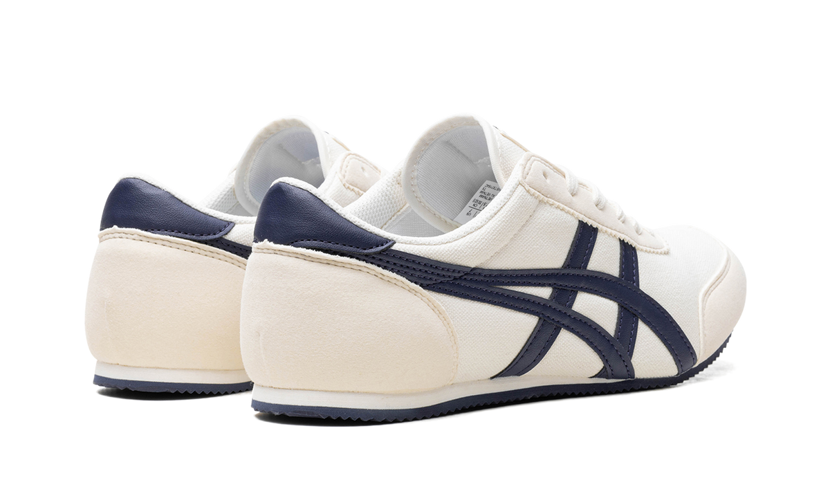 Onitsuka Tiger Track Trainer in White Black 127990 - product image from the listing.