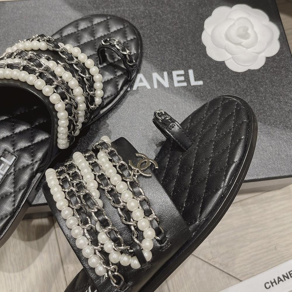 Sandals by Chanel - product photo shown in the listing for this item.