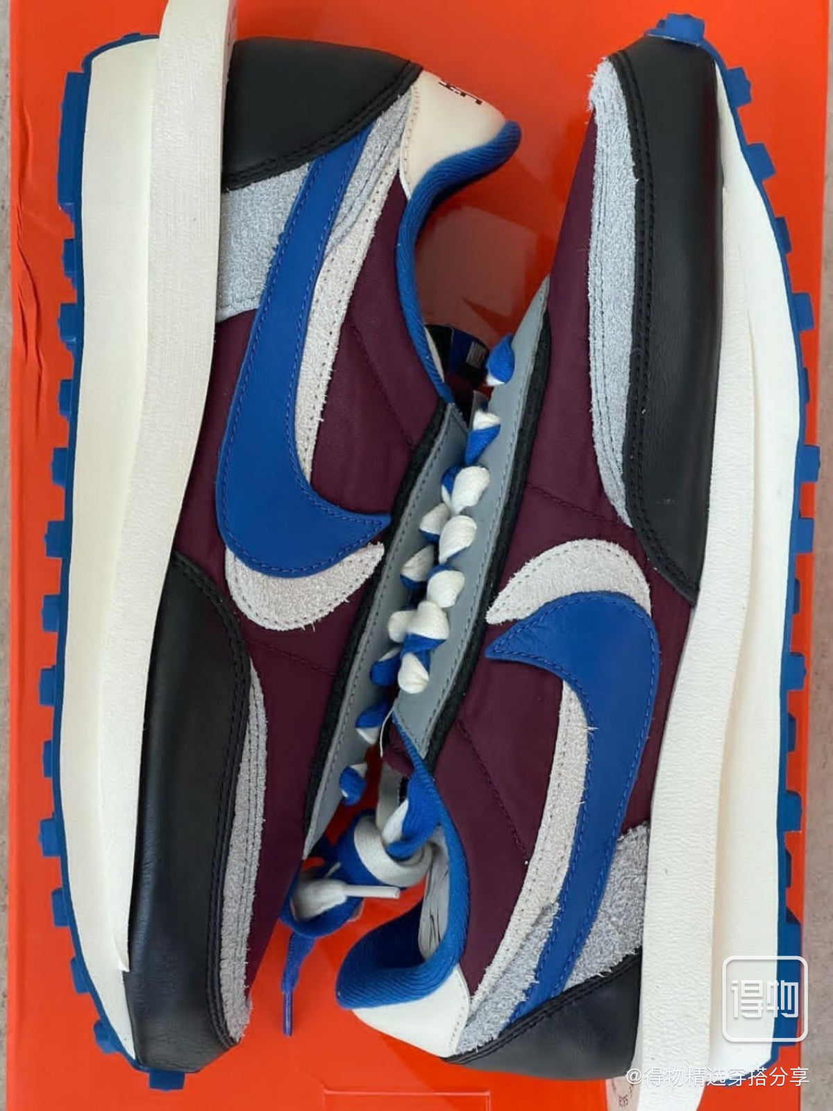 Nike LDWaffle sacai x UNDERCOVER in Burgundy Blue DJ4877-600 - product image from the listing.