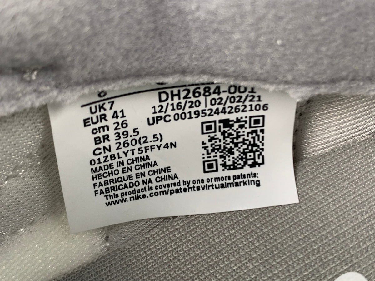 Nike LDWaffle Fragment sacai Sneakers in Grey White DH2684-001 - product image from the listing.