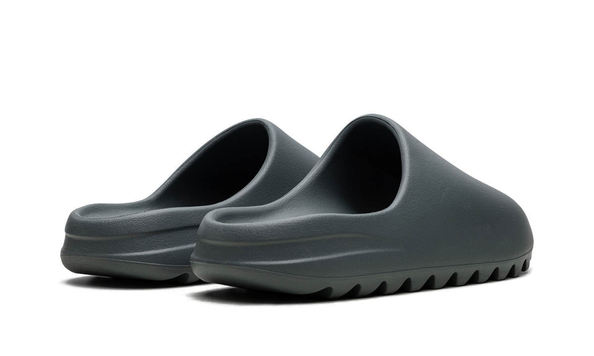 "Slate Marine" Yeezy Slide ID2349 - product image from the listing.