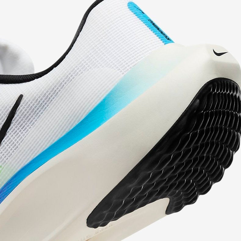 Nike Zoom Fly 5 Running Shoes FQ6851-101 in White Multicolor - product image from the listing.