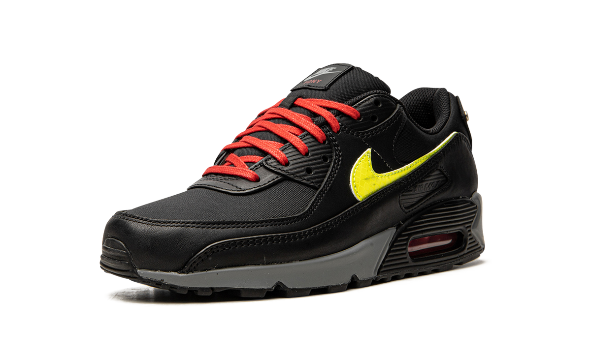 "NYC" Air Max 90 CW1408 001 - product image from the listing.