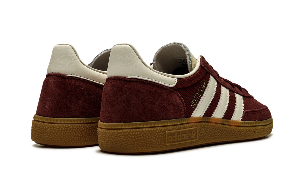"Shadow Red White Chalk White" Handball Spezial JH5439 - product image from the listing.