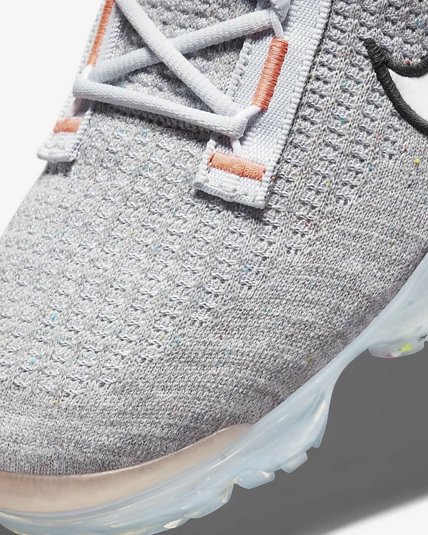 Nike Air VaporMax 2021 Flyknit Trainers DH4084-002 - product image from the listing.