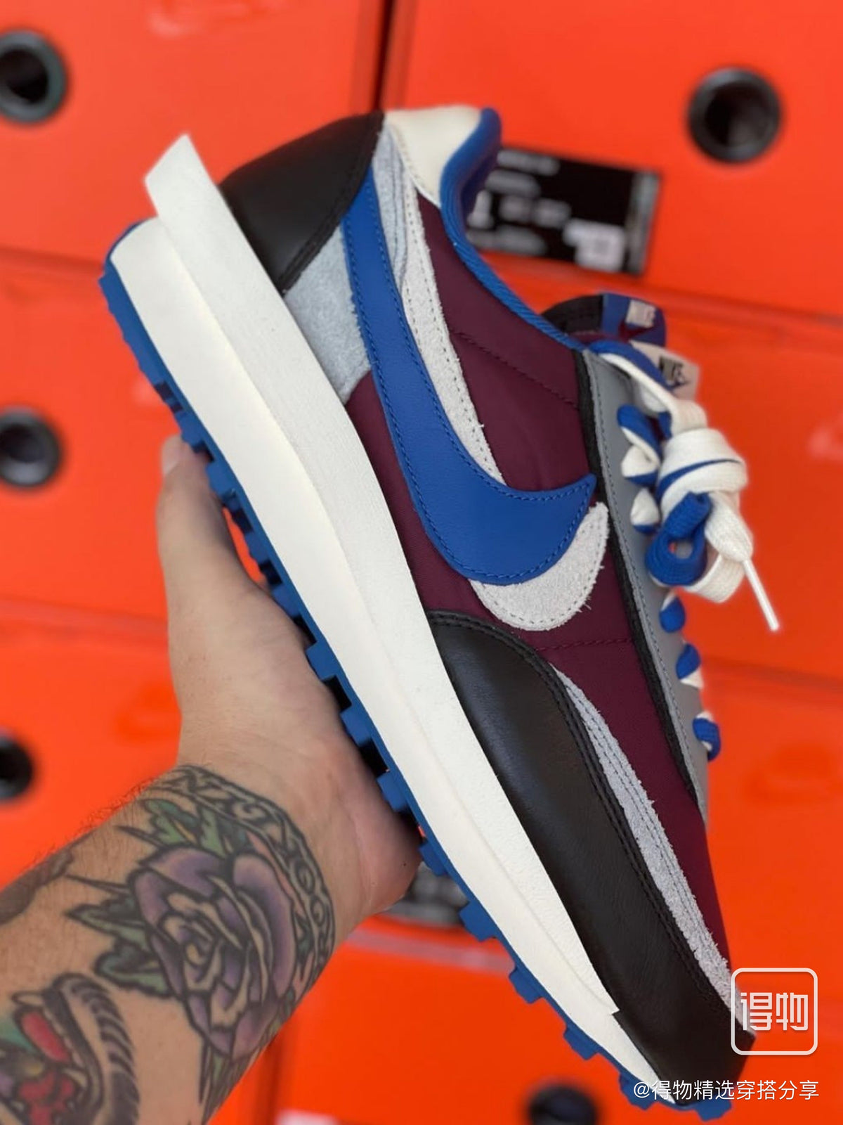 Nike LDWaffle sacai x UNDERCOVER in Burgundy Blue DJ4877-600 - product image from the listing.
