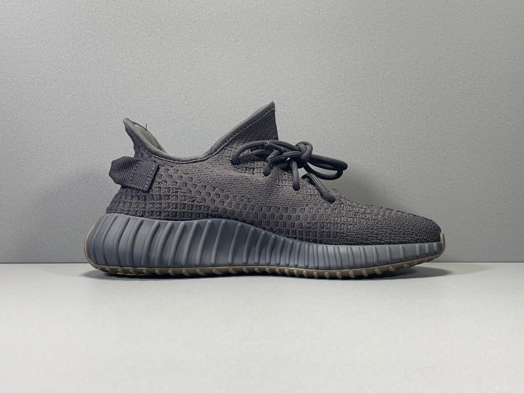 adidas Yeezy Boost 350 V2 Cinder Trainers FY2903 - product image from the listing.