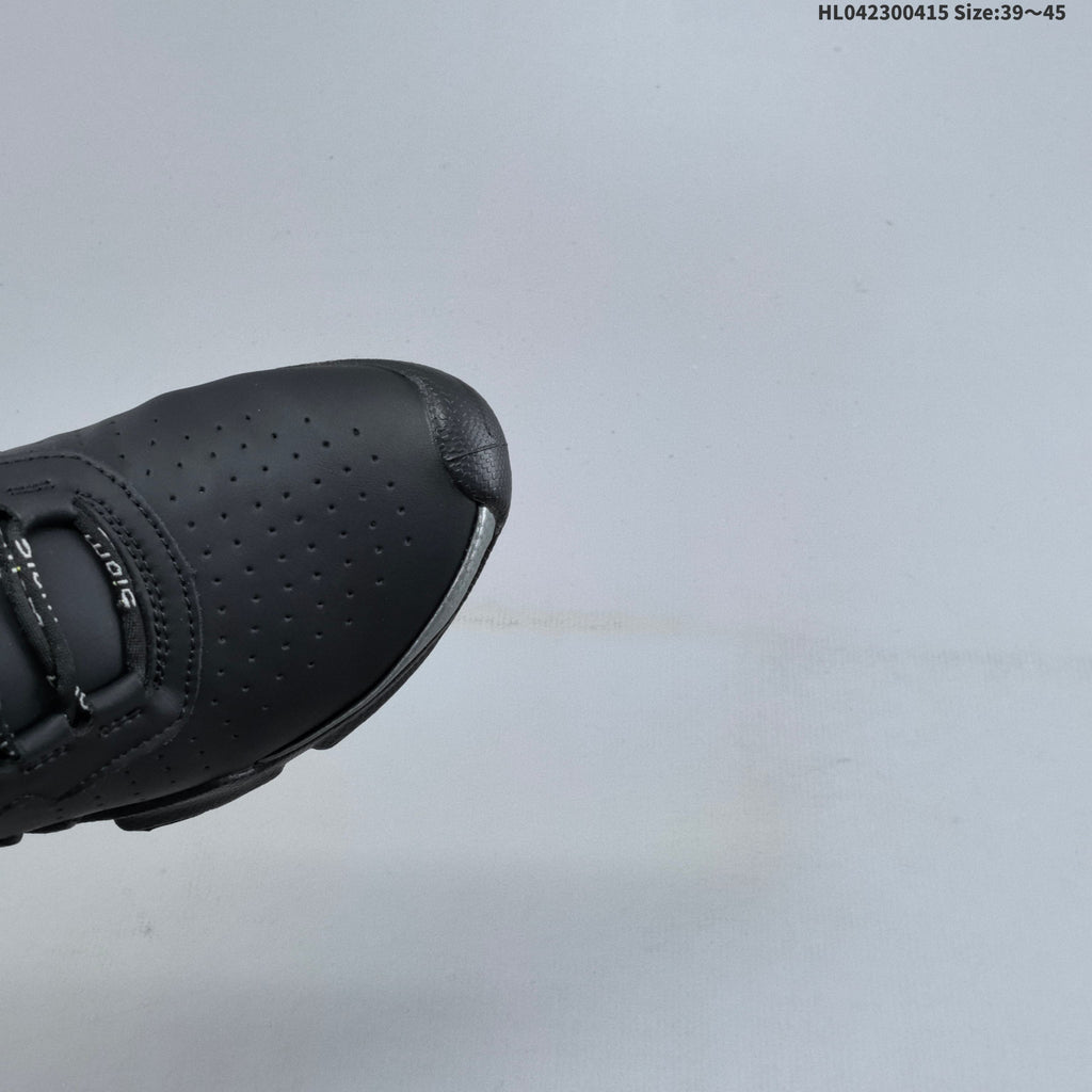 Men's ECCO Black Perforated Lace-Up Sneakers - product image from the listing.