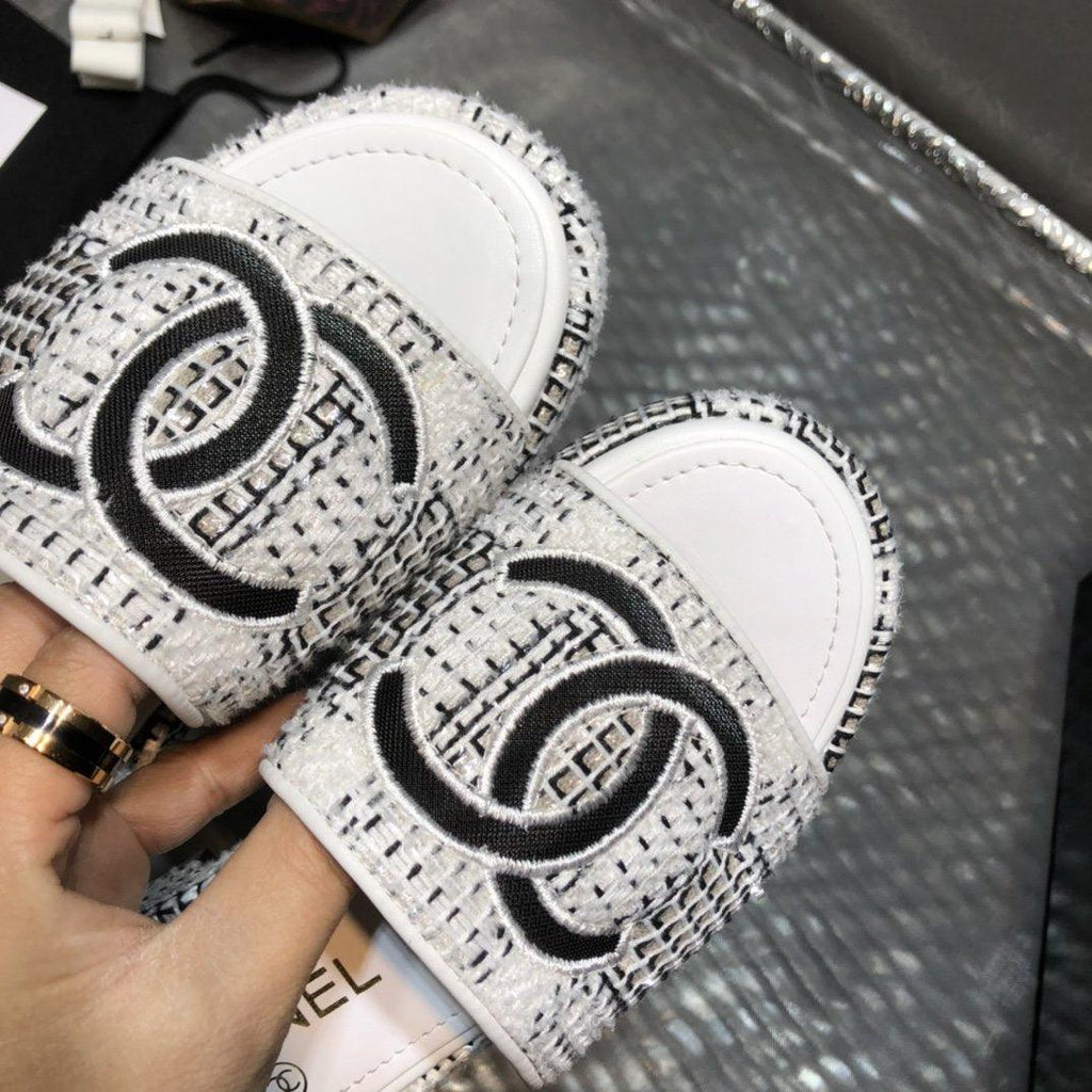 white Tweed sandals by Chanel - product image from the listing.