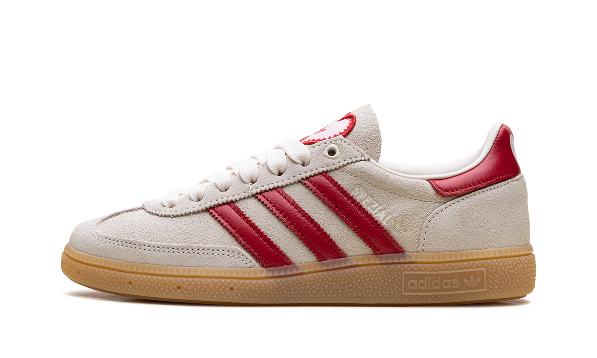 Women's Handball Spezial "Valentine's Day (2026)" KH9044 - product image from the listing.