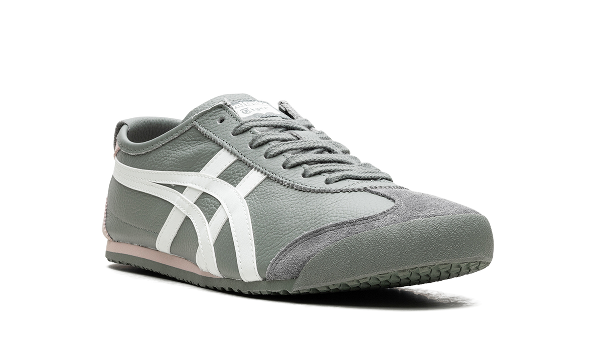 Onitsuka Tiger Tiger Mexico 66 Monument in Blue 133818 - product image from the listing.