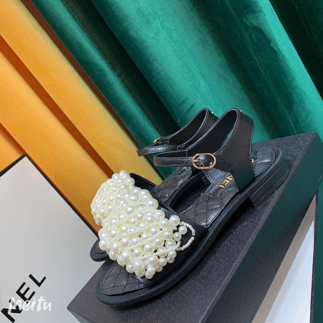 Sandals by Chanel - product photo shown in the listing for this item.