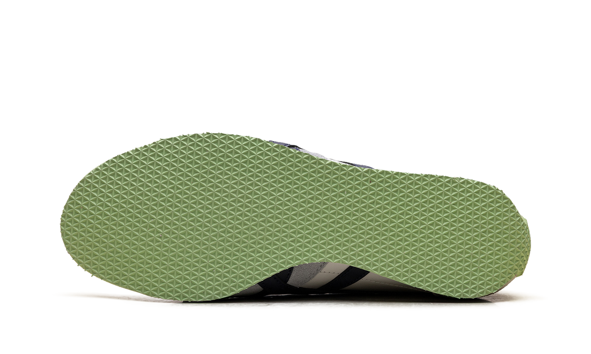 Onitsuka Tiger Runspark in White Cream Navy 211010 - product image from the listing.