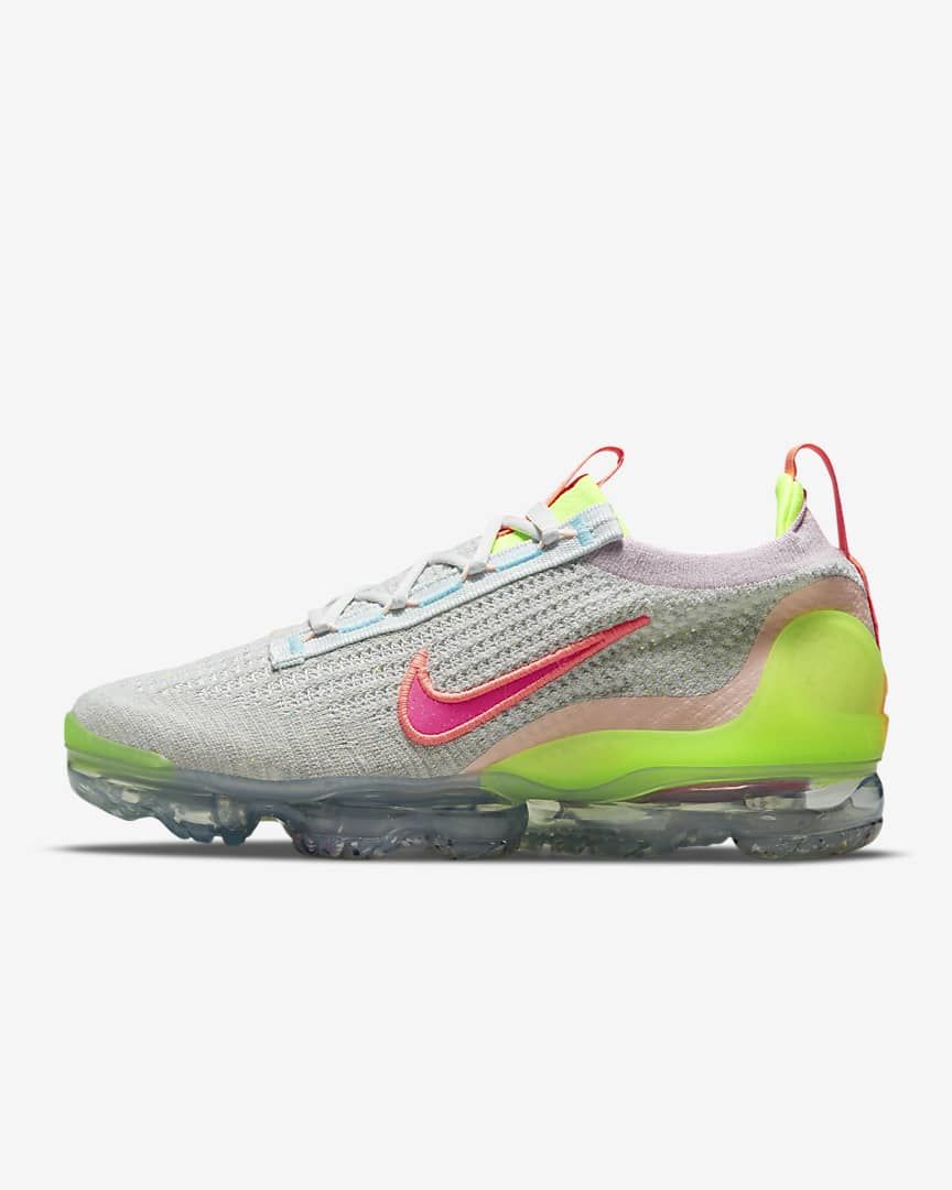 Nike Air VaporMax 2021 FK Trainers DH4088-002 - product image from the listing.