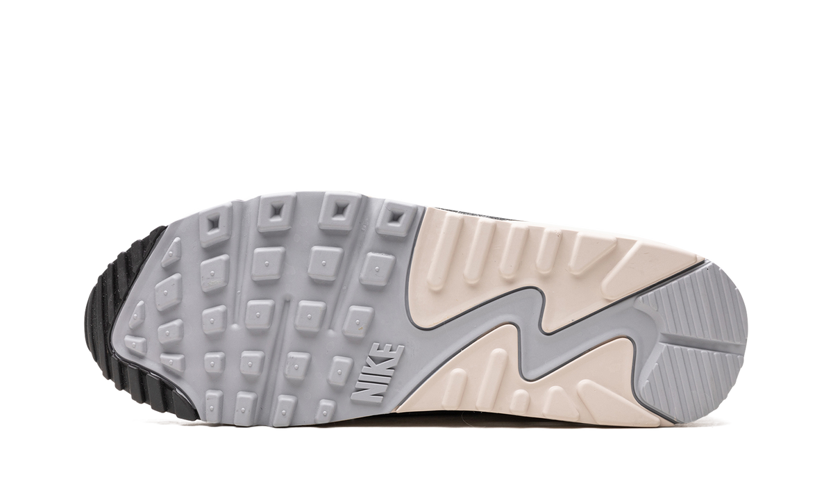 Women's AIR MAX 90 FUTURA "Wolf Grey Summit White" DZ4708 001 - product image from the listing.