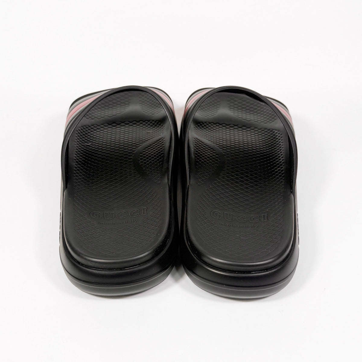 Men's Gucci Web Rubber Pool Slide - 9.5 - product image from the listing.