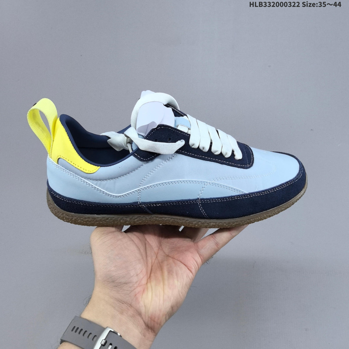 Alexander McQueen Sole Low-Cut Sneakers - product image from the listing.