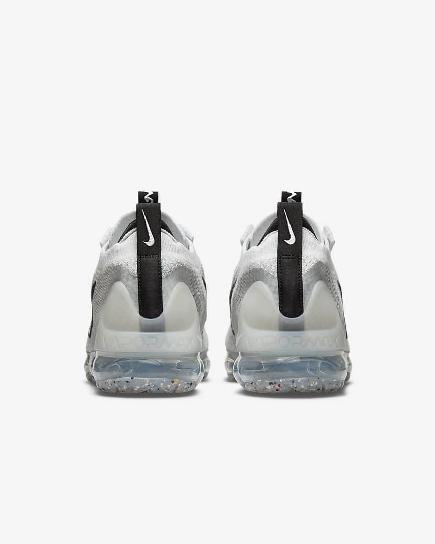 Nike Air VaporMax 2021 Flyknit Trainers DH4084-100 - product image from the listing.