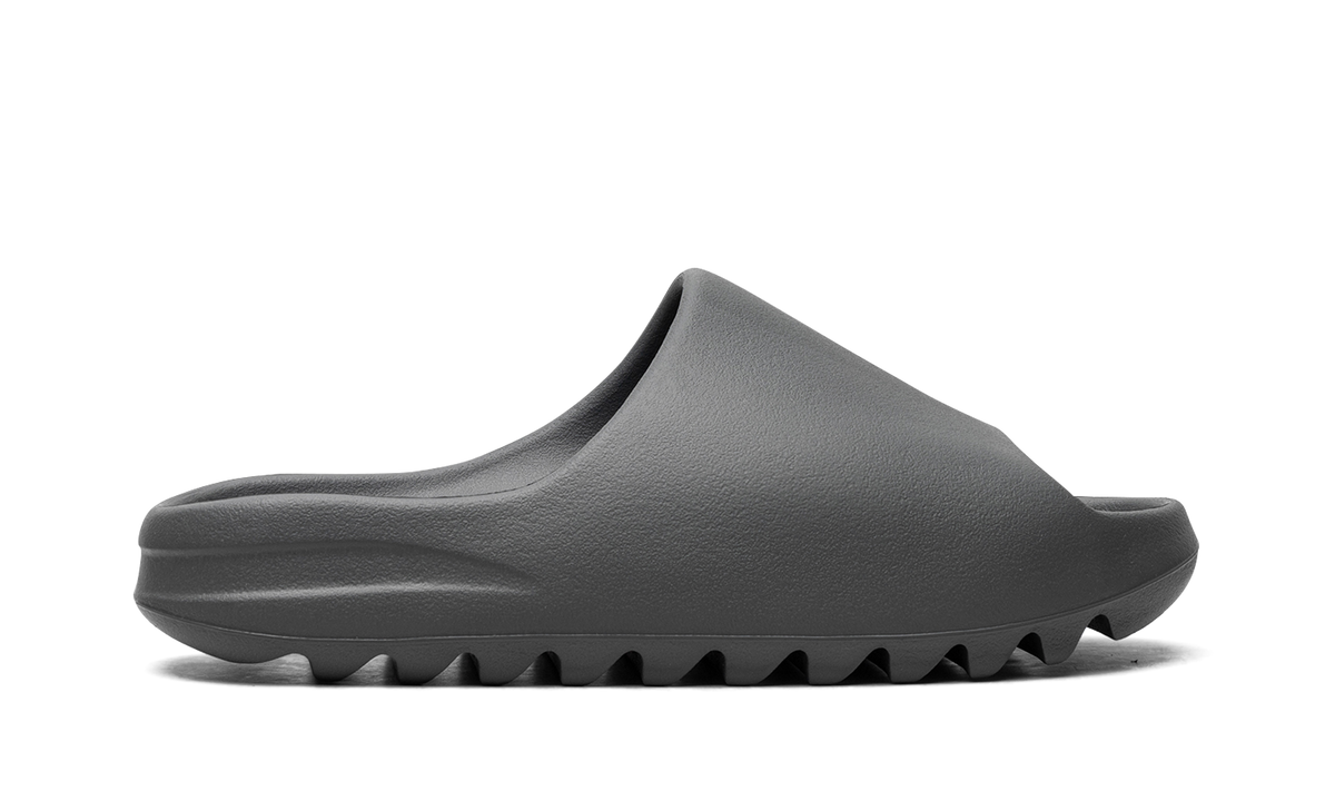 "Slate Grey" Yeezy Slide ID2350 - product image from the listing.