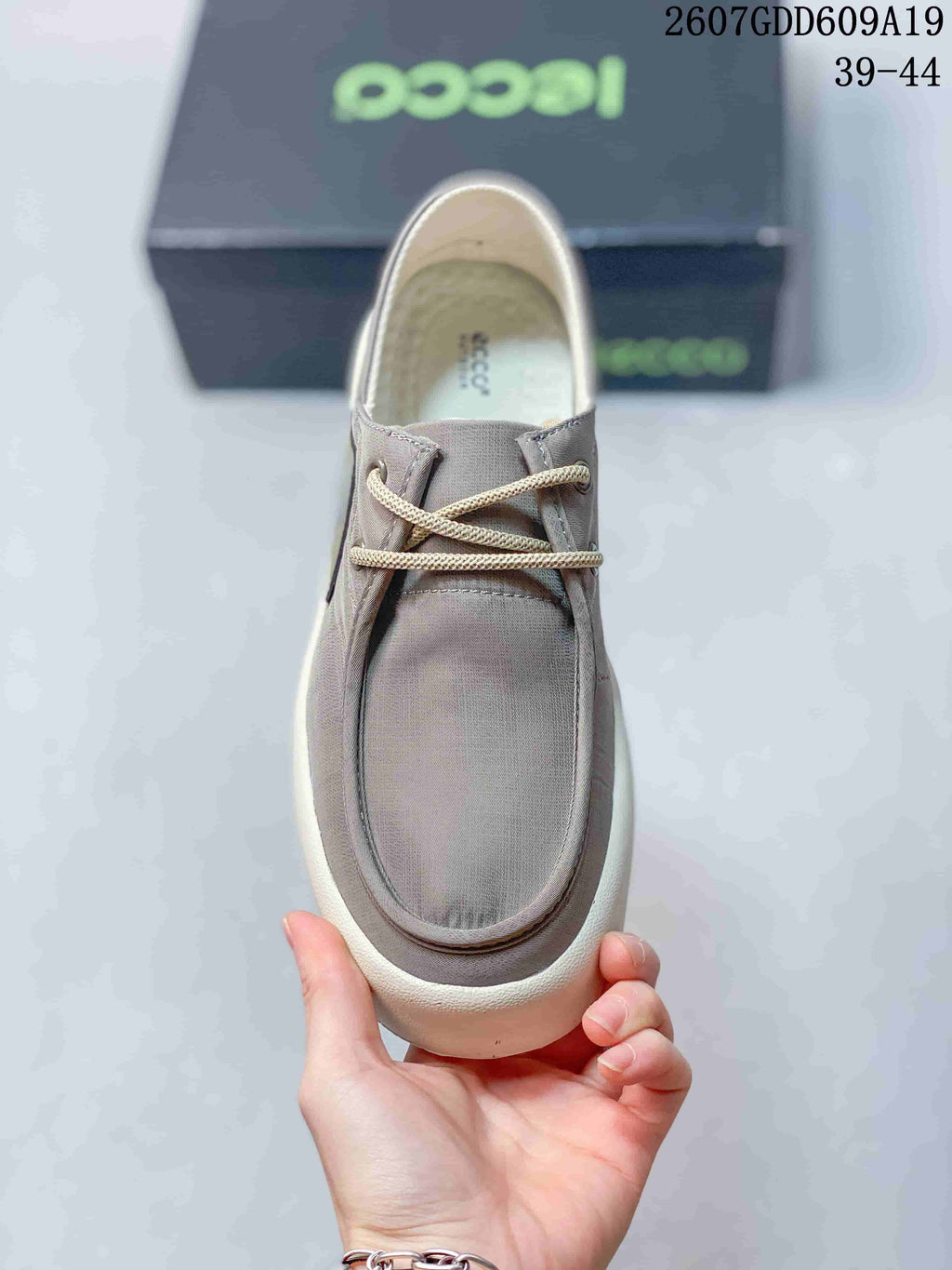 ECCO 2607GDD609A19 Casual Sneakers in Gray - product image from the listing.