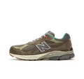 New Balance M990BD3 Trainers - product image from the listing.