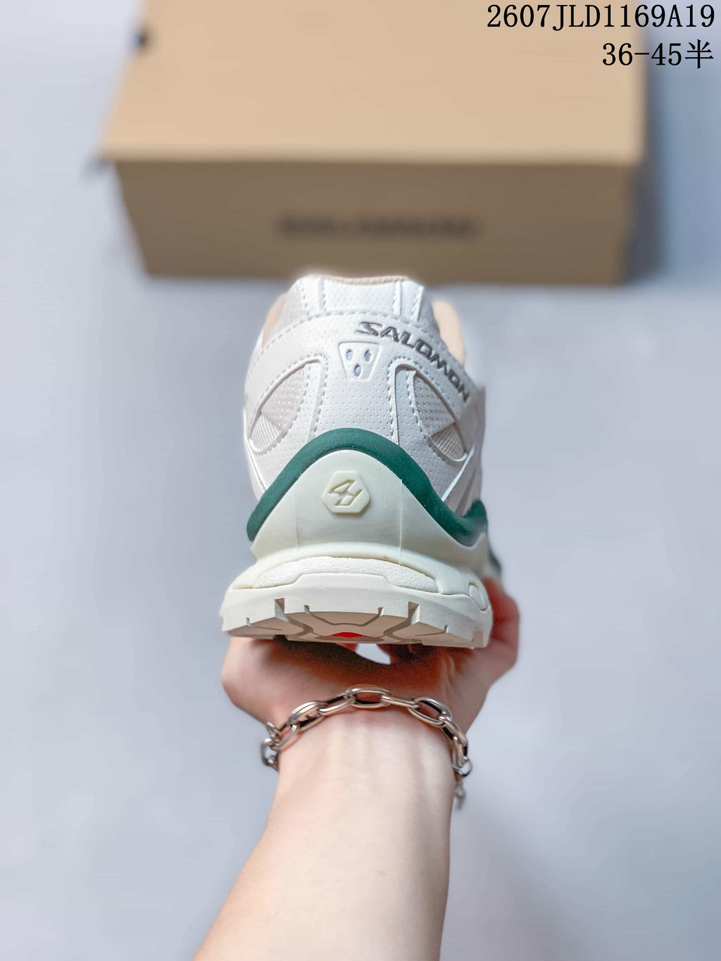 Salomon XT-Quest Trail Sneakers in White Green 2607JLD1169A19 - product image from the listing.