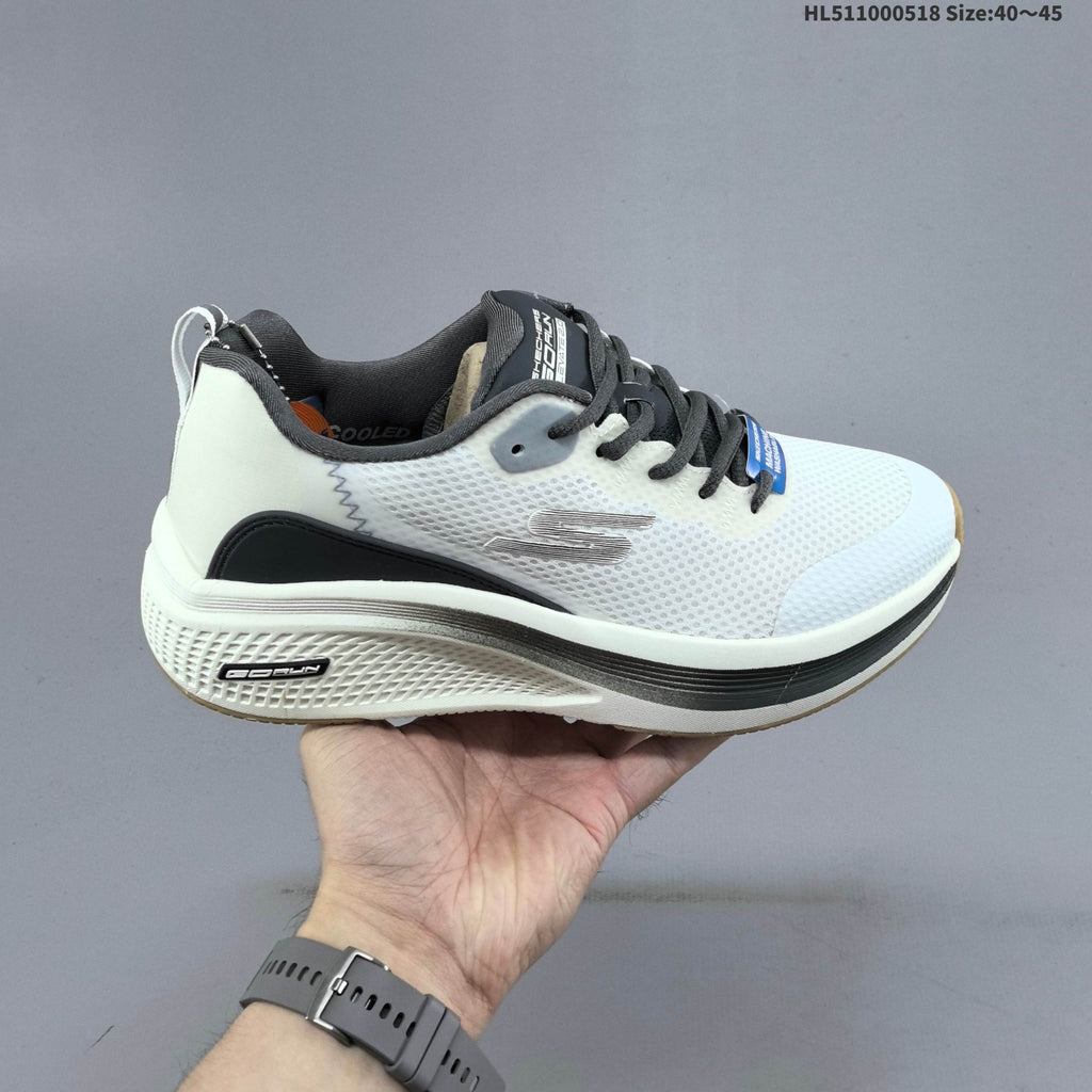Men's Skechers GO Run Low-Top Running Shoes 220851 - product image from the listing.