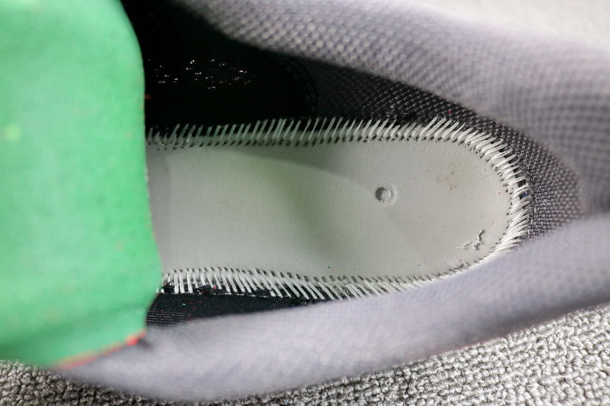 Nike Air Zoom Pegasus 35 Shoes for Running, Grey/Crimson 942851-006 - product image from the listing.