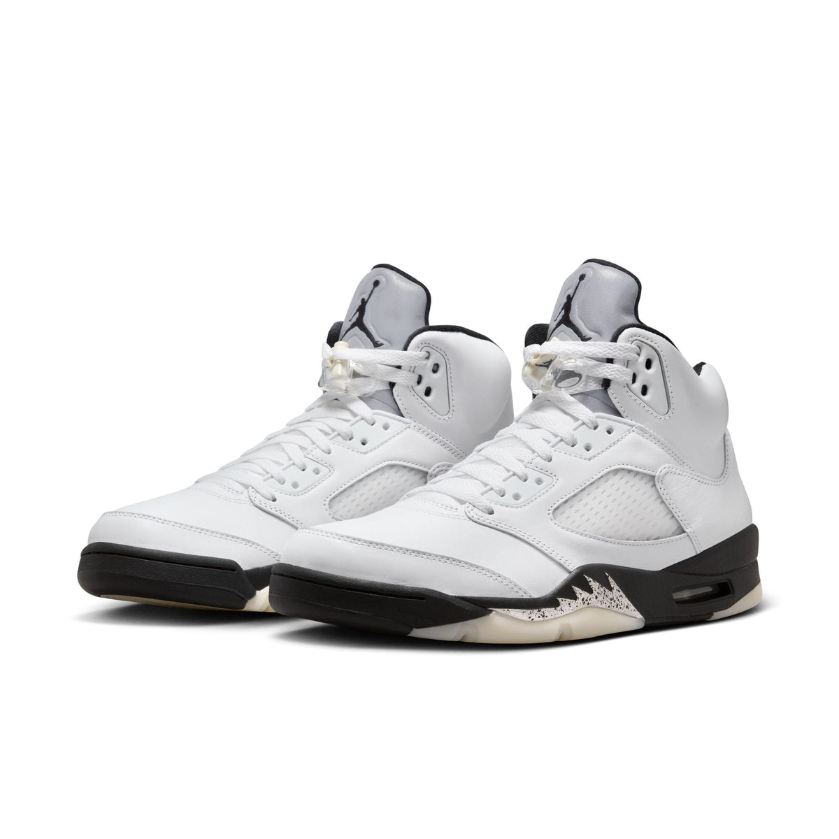 Air Jordan 5 Retro - WHITE/BLACK-SAIL-METALLIC SILVER for Men - product image from the listing.