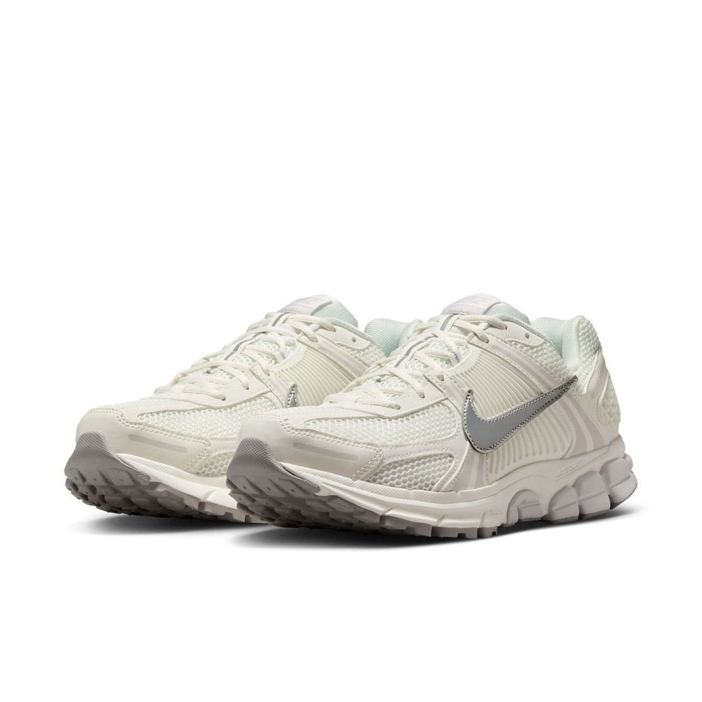 Nike Zoom Vomero 5 - SAIL/METALLIC SILVER-VAST GREY for Men - product image from the listing.