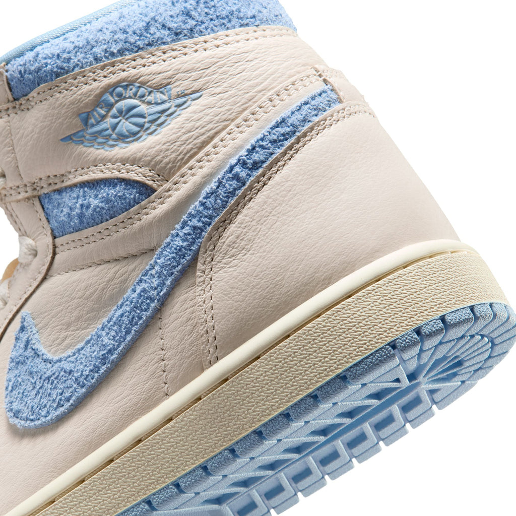 Air Jordan 1 Retro High OG - PALE IVORY/PSYCHIC BLUE-COCONUT MILK for Women - product image from the listing.