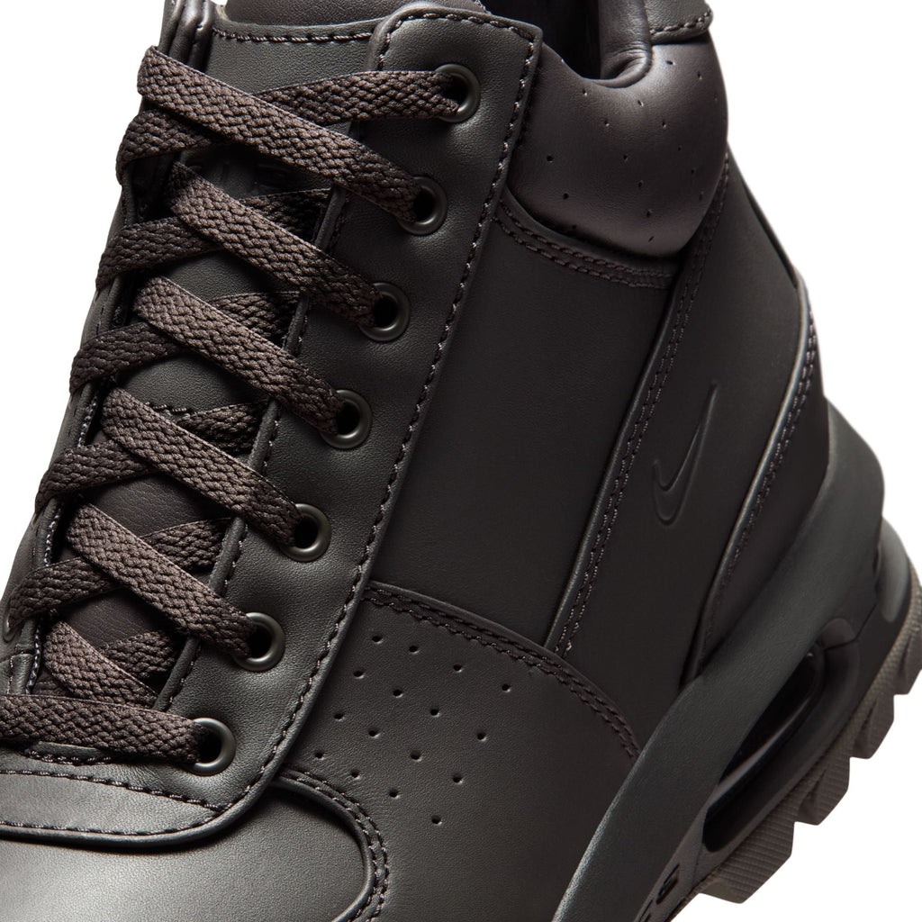 Nike Air Max Goadome - MEDIUM ASH/MEDIUM ASH-CAVE STONE for Men - product image from the listing.