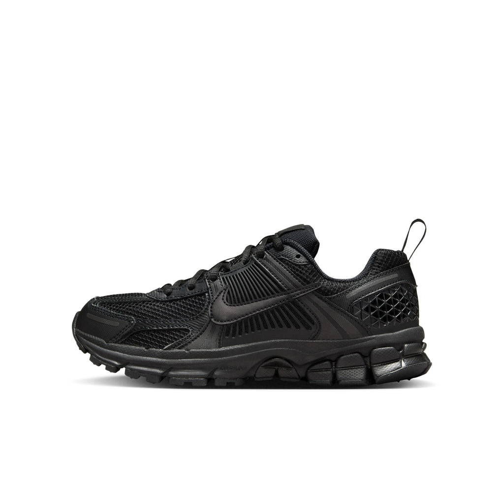 Nike Vomero 5 GS in BLACK/BLACK - product image from the listing.
